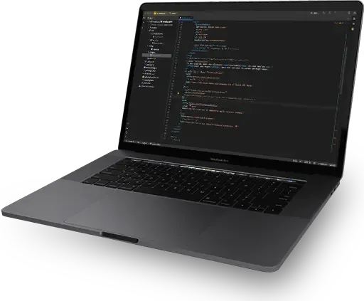 Laptop mit Code-Editor
